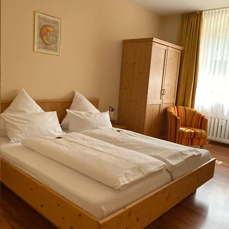 Klosterhof 3*